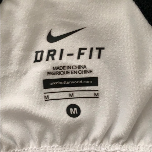 Nike Tank Bundle!! - Picture 9 of 10
